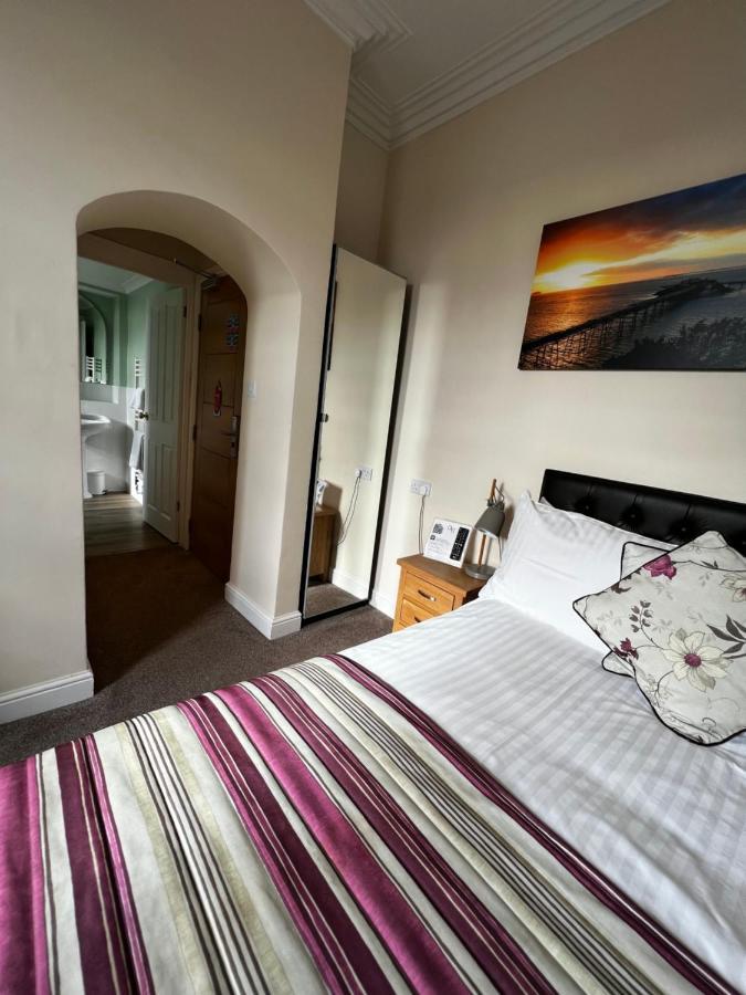 Queenswood Hotel Weston-super-Mare Bagian luar foto
