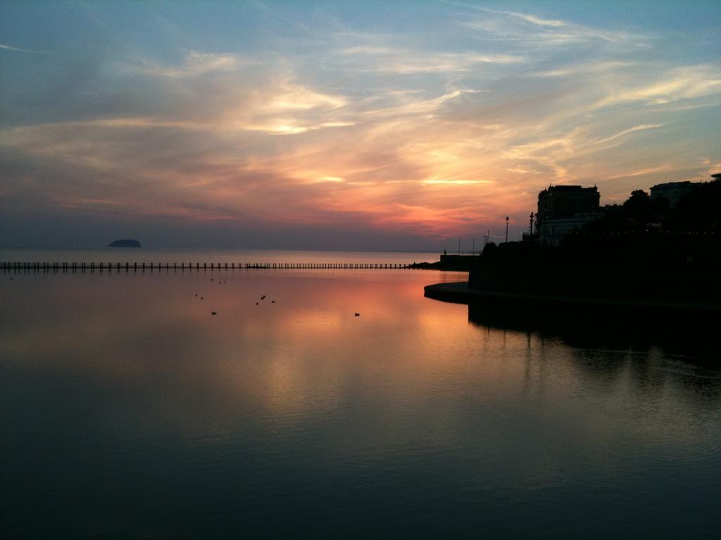 Queenswood Hotel Weston-super-Mare Bagian luar foto