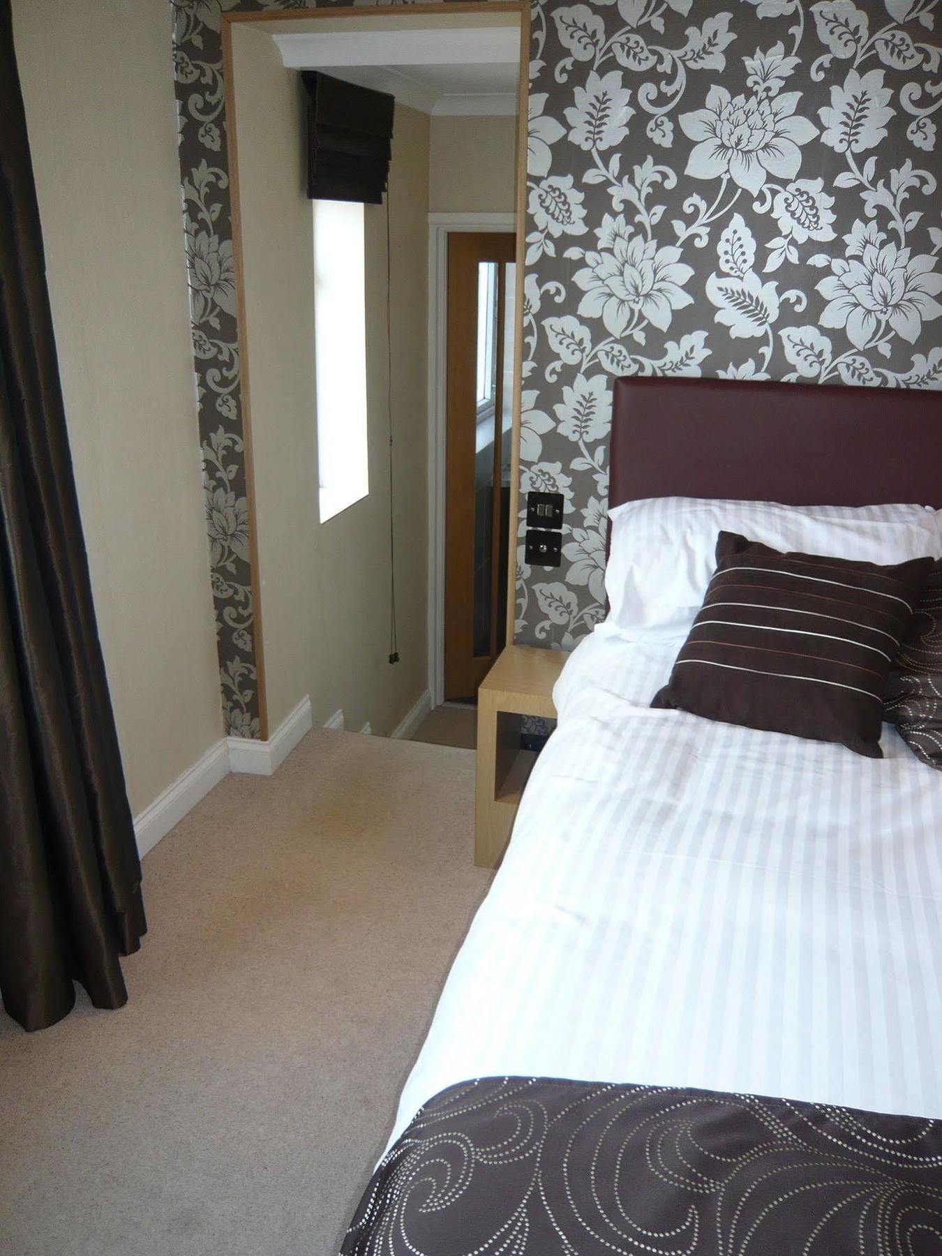 Queenswood Hotel Weston-super-Mare Bagian luar foto